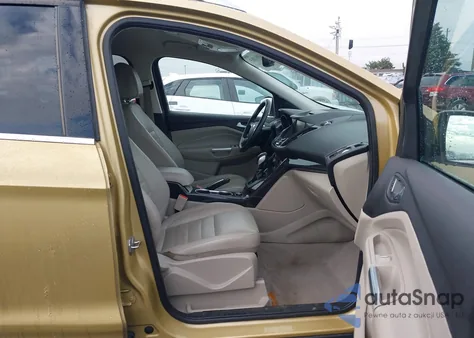 2014 Ford Escape Titanium z USA, uszkodzony, nr VIN 1FMCU0J97EUC92983